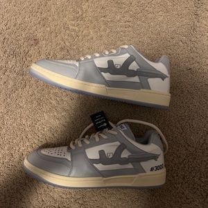 Lost boys x Vicinity Stormy lows